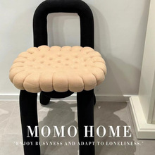 ������y̨���Ҹ��������������e�λ��y�ʔ[�����p��Ů���