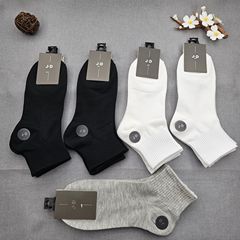 Spring New Men's and Women's Short Calf Plain Color Cotton Socks Sports Socks Wholesale Black and White Socks