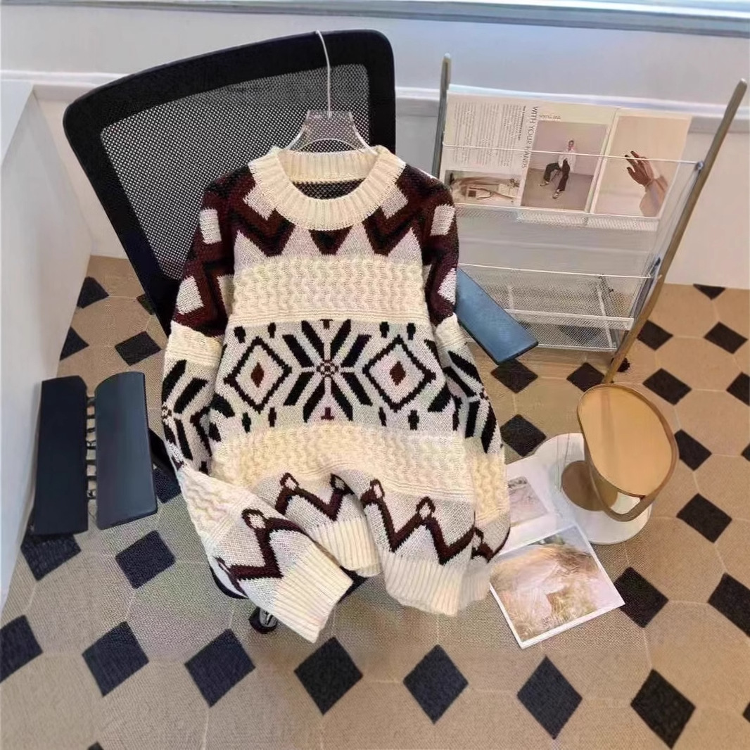 2024新款白色软糯温柔小个子加厚上衣设计感小众毛衣女长袖