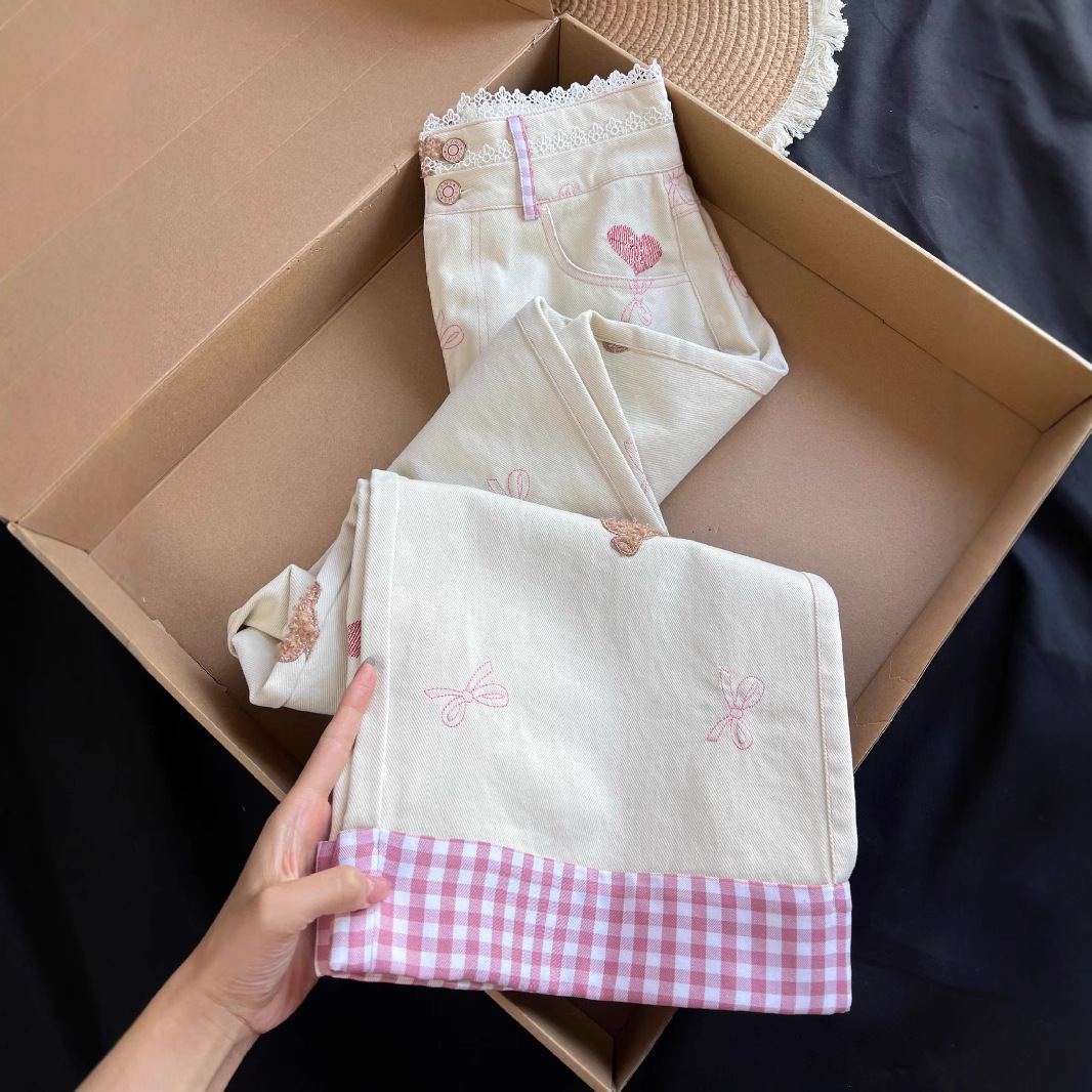 蕾丝小熊格子拼接刺绣设计阔腿牛仔裤春季新款宽松显瘦百搭直筒裤