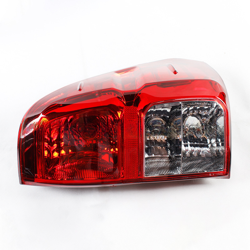 Светодиодные задние фонари Xindai для Toyota Hilux Revo (2015+)