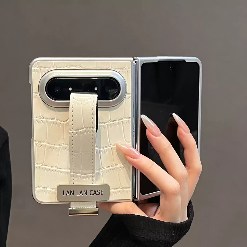 Trendy crocodile-pattern wristband suitable for Huawei PuraXMax foldable screen phone case and iPhone Ultra protective cover Trendy crocodile-pattern wristband suitable for Huawei PuraXMax foldable screen phone case and iPhone Ultra protective cover