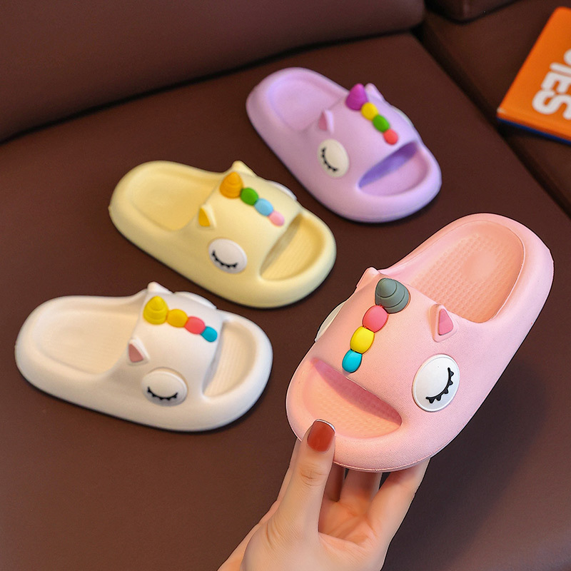 Children's Slippers Summer New Indoor Home Non-slip Girls' Slippers Boys' Home EVA Soft Bottom Slippers for Small and Medium-sized Children