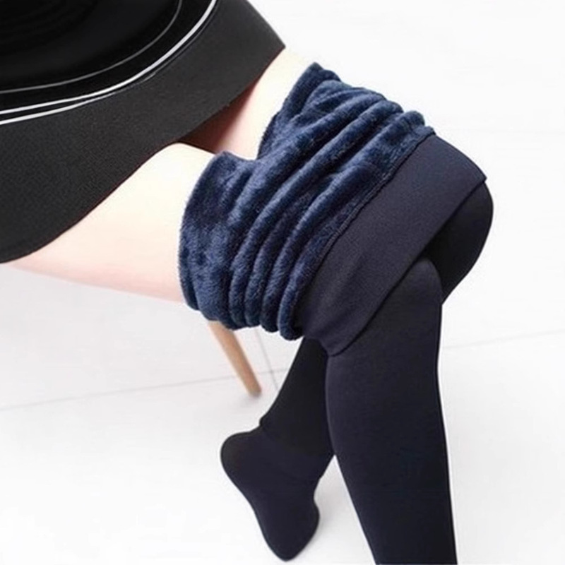 Cross-border pearl velvet tight-fitting women's autumn and winter fleece-lined thickened foot-stepping one-piece pants Europe and the United States warm Yiwu leggings manufacturers Cross-border pearl velvet tight-fitting women's autumn and winter fleece-lined thickened foot-stepping one-piece pants Europe and the United States warm Yiwu leggings manufacturers