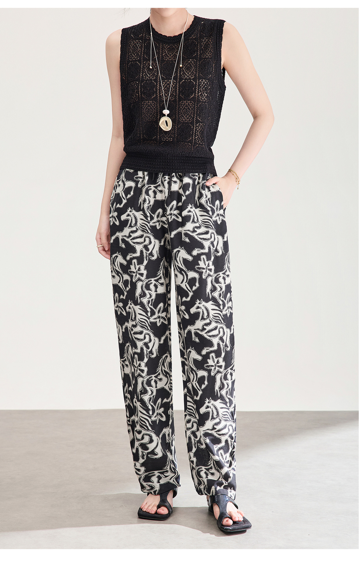 Quần culottes nữ ống rộng in họa tiết vintage, chất liệu cotton pha lanh mềm mại — màu đen chi tiết 11