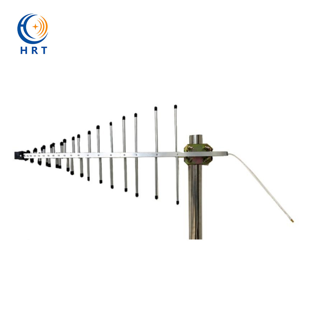 UHF/3G/3G/5G 多频段可用400-8000MHz 超宽频室外对数八木天线