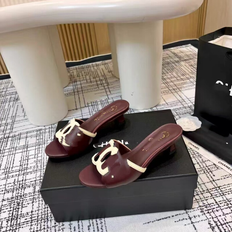High-End 2026 Spring New Fashion Comfortable Open-Toe Slip-On Versatile Women's High-Heeled Slippers for Everyday Wear