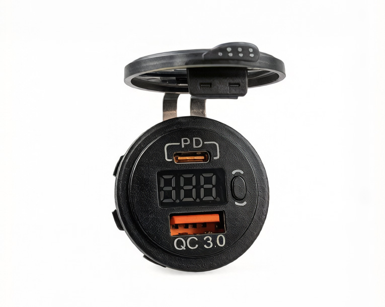 38W Car Charger Pd+Qc3.0 Fast Charging Charger with Digital Display USB Charging Accessories for Cars and Motorcycles