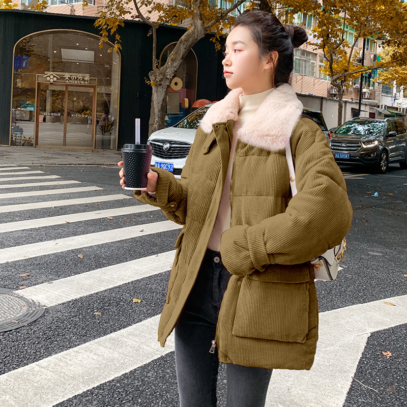 새로운 Ins Corduroy 학생 느슨한 빵 코트 플러스 사이즈 두꺼운 모피 칼라 다운 코튼 패딩 코트 여성용 코튼 패딩 코트 겨울