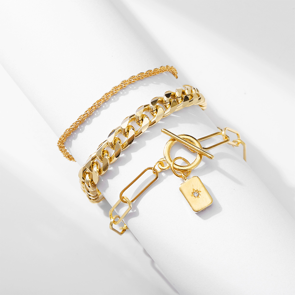 Retro Creative Gold Multi-layer Thick Chain Bracelet display picture 4