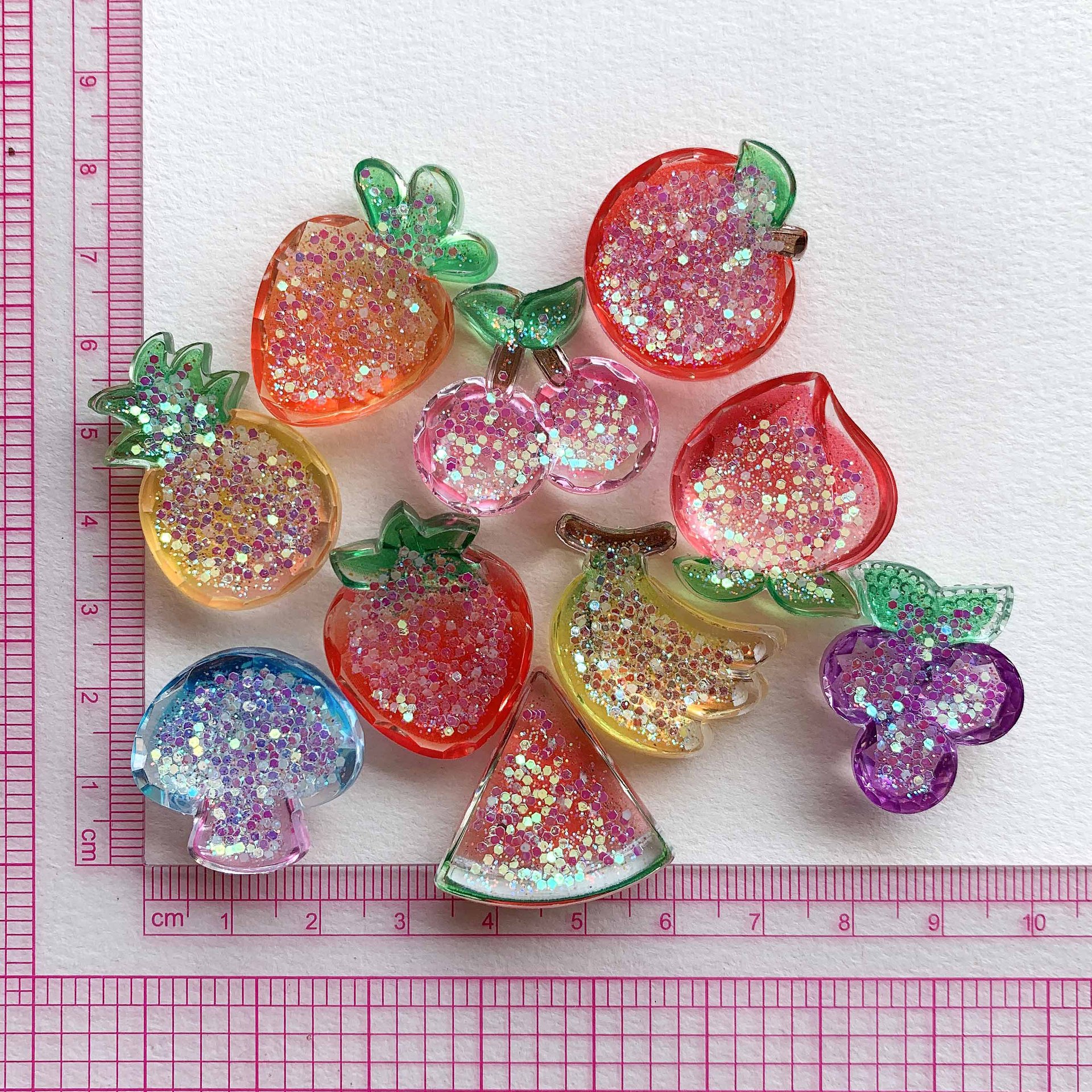 Glowing strawberry with accessories, accessory, handle, cream phone case handmade, DIY 3