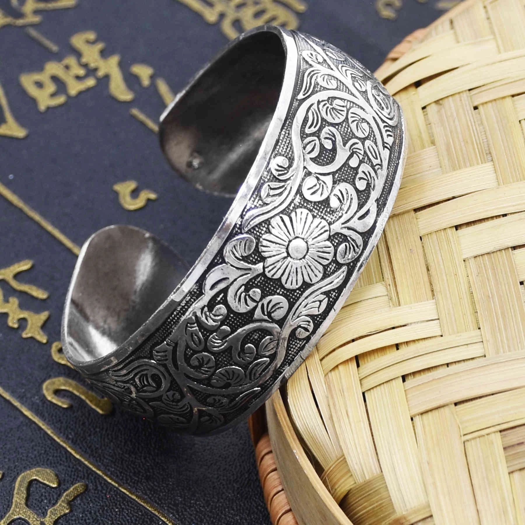 Silver Bracelet Image 4