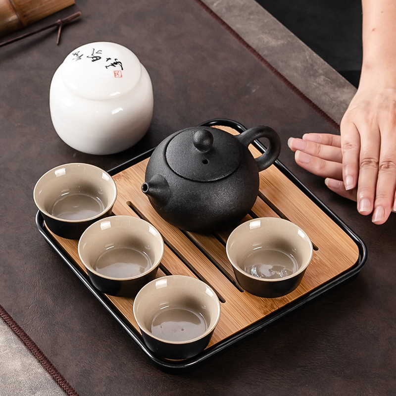Kung Fu Tea Set Teapot One Pot Four Cups Simple Household Meeting Small Ceramic Portable Storage Tea Set suit