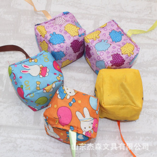 Handmade sandbag cartoon cloth with rope throwing sandbag multi-color children's sandbag toy kindergarten mini sandbag