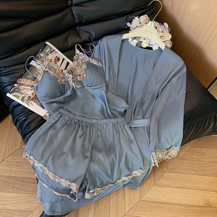 �Ը�Ů��˯�������״̽��ٽz���؉|�����������|���ֵ�Ҿӷ�����