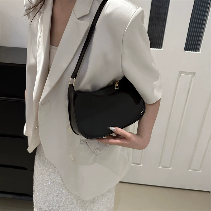 Внешняя торговля модная корейская версия лакированной кожаной сумки на плечо женская дикая минималистская сумка маленькая квадратная сумка премиум-класса
