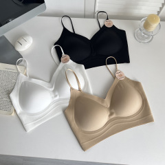 胸パッド付き女性用インビジブルシームレス下着、大きなバックレス、胸を包み込む、美しい背中のサスペンダー、ヌードホットガールブラ