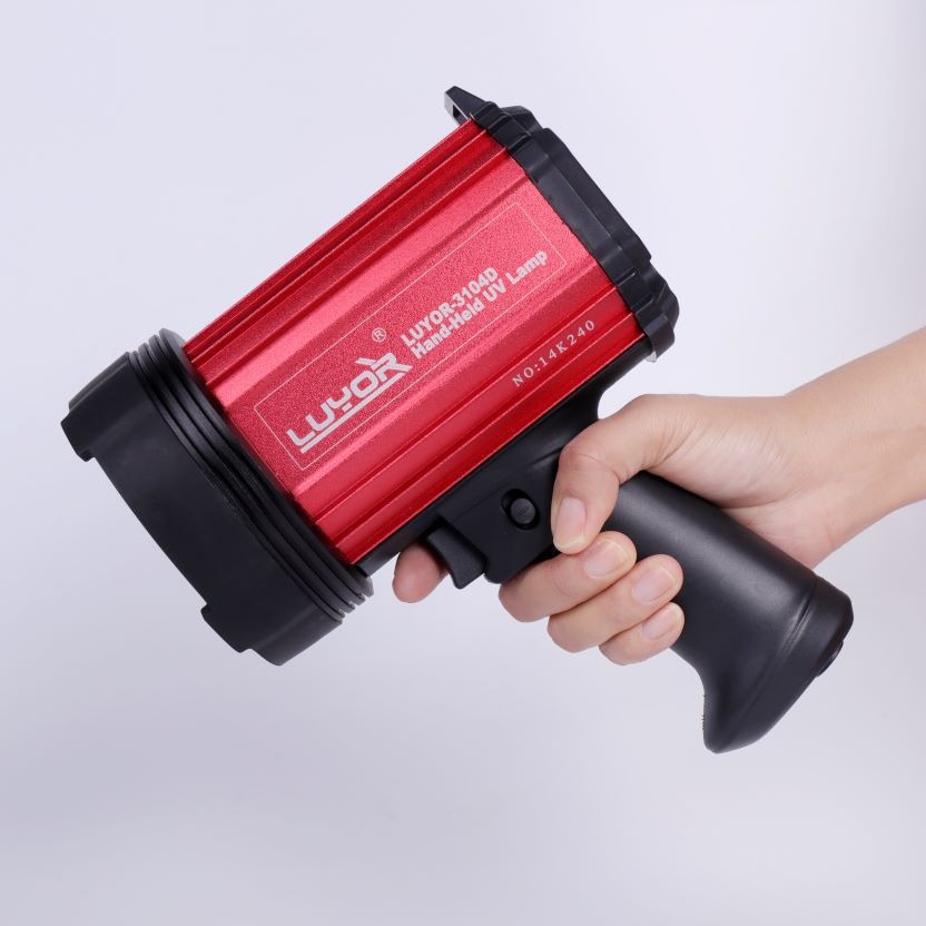 LUYOR-3104便携式LED紫外线探伤灯LUYOR-3104D电池供电