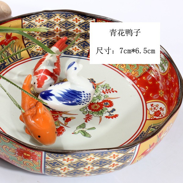 陶瓷青花鱼鱼缸装饰造景陶瓷鸭摆件创意家居漂浮鱼缸装饰小动物