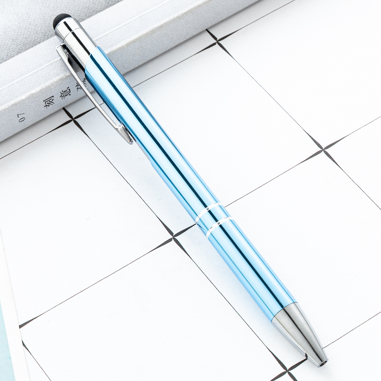 Bolígrafo de bola táctil mayorista de metal de aluminio capacitivo de mano pantalla táctil de doble propósito lápiz de capacitancia de metal