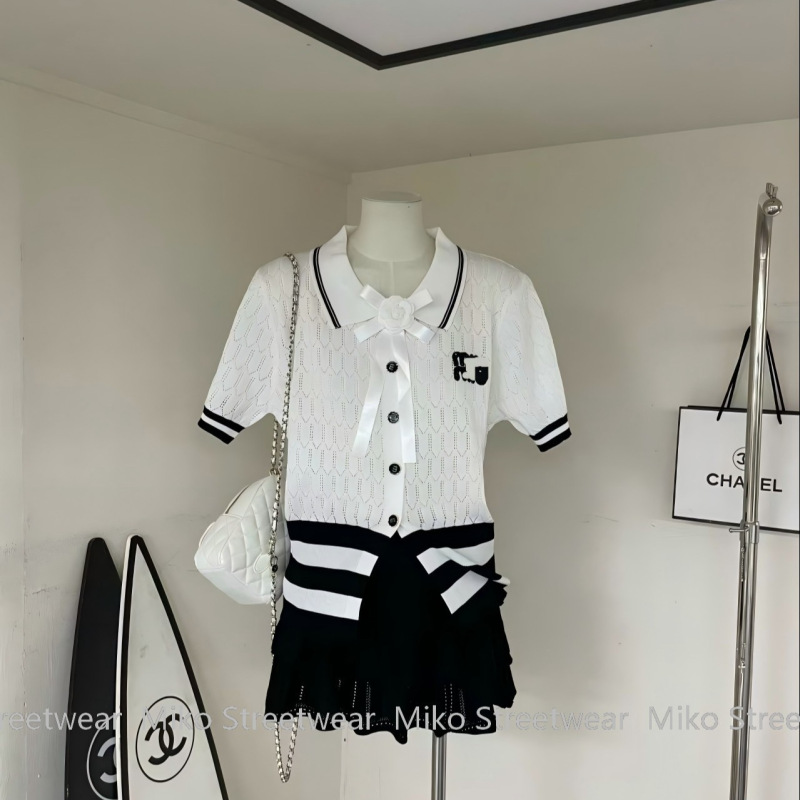Miu's New Style of Small Fragrant Style Hollow Knitted Cardigan for Women in Summer, Age-Reducing Bow Lapel Ice Silk Short-Sleeved Top Miu's New Style of Small Fragrant Style Hollow Knitted Cardigan for Women in Summer, Age-Reducing Bow Lapel Ice Silk Short-Sleeved Top