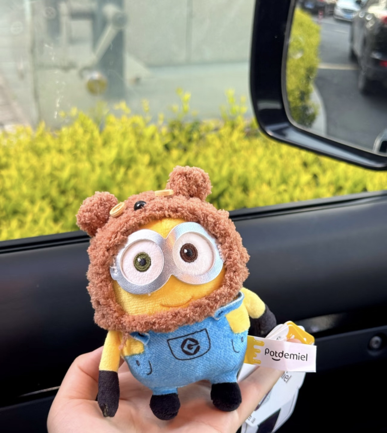 Cute Minion Car Seat Belt Shoulder Cover Car Decoration Car Goods New Car Gift for Girls