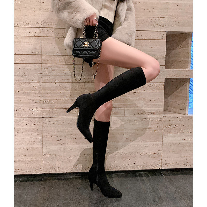 Giày bốt cao cấp lót nhung tiêu chuẩn màu đen