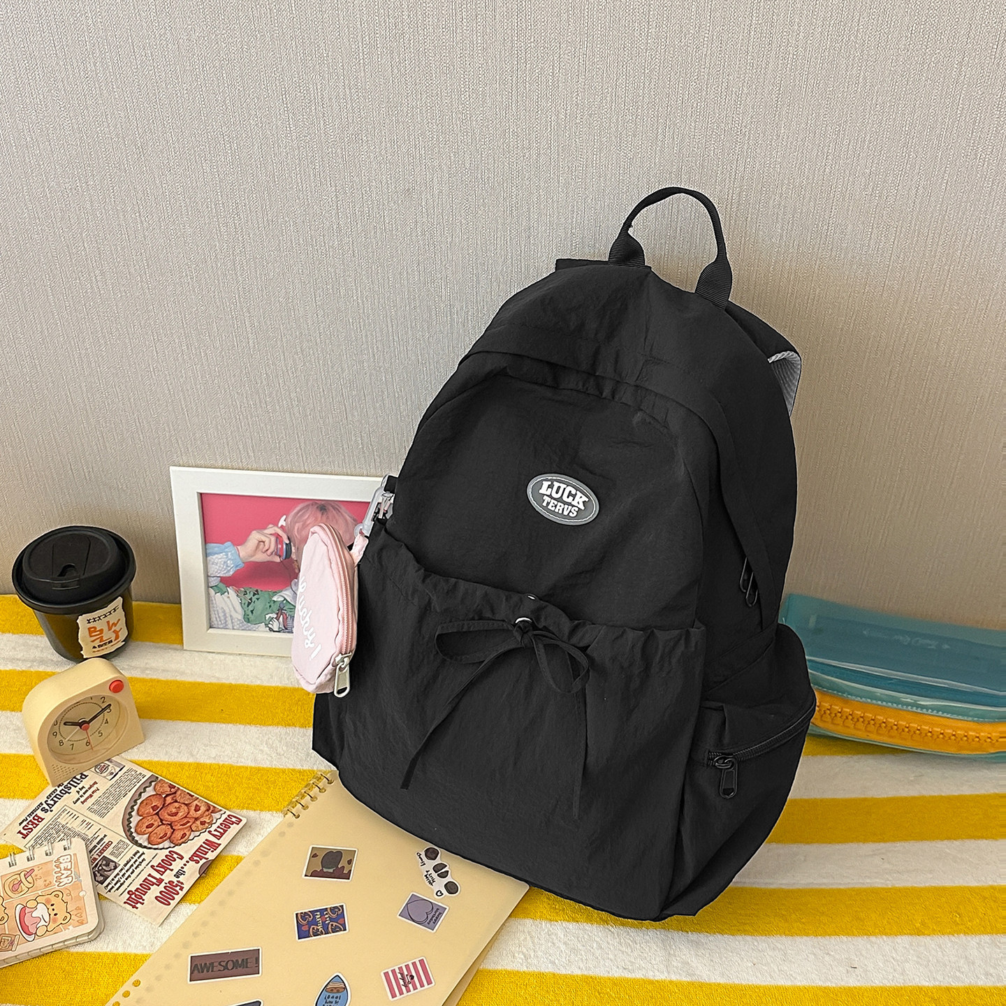 Bolsa de verano universitaria de viaje versátil 2026 mochila de viento para mujeres nueva linda mochila de gran capacidad para estudiantes universitarios