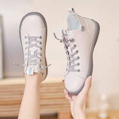 真皮平底2023秋季新款牛筋軟底馬丁小短靴百搭英倫風軟底白色靴子