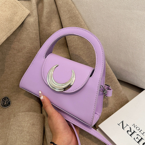 Internet celebrity fashion small fresh and western style handbag  early spring new style simple one-shoulder crossbody bag temperament small square bag