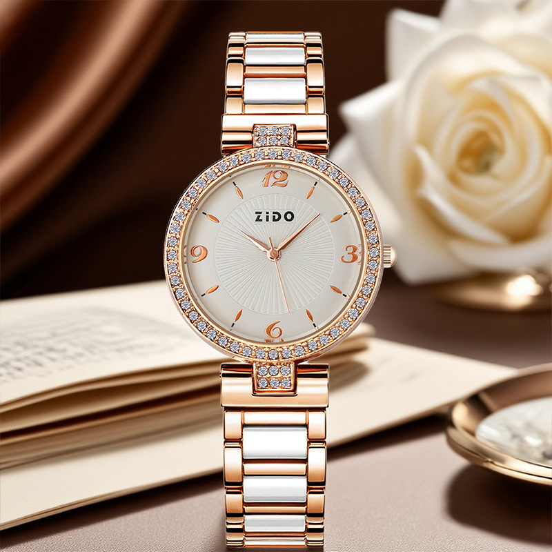 Relógio de quartzo elegante para mulher com detalhes de diamante_voghion.com