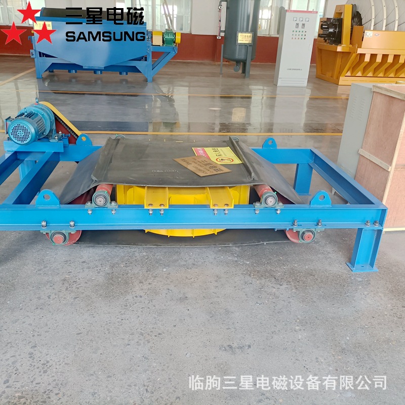 电磁自卸式除铁器  永磁除铁器临朐厂家供应矿山矿场强磁除铁机