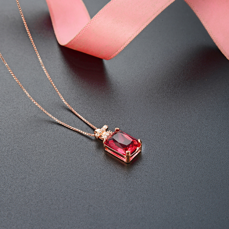 S925 plata esterlina perfumes colgante de diamante nicho femenino colgante de alto nivel joyería al por mayor un cabello