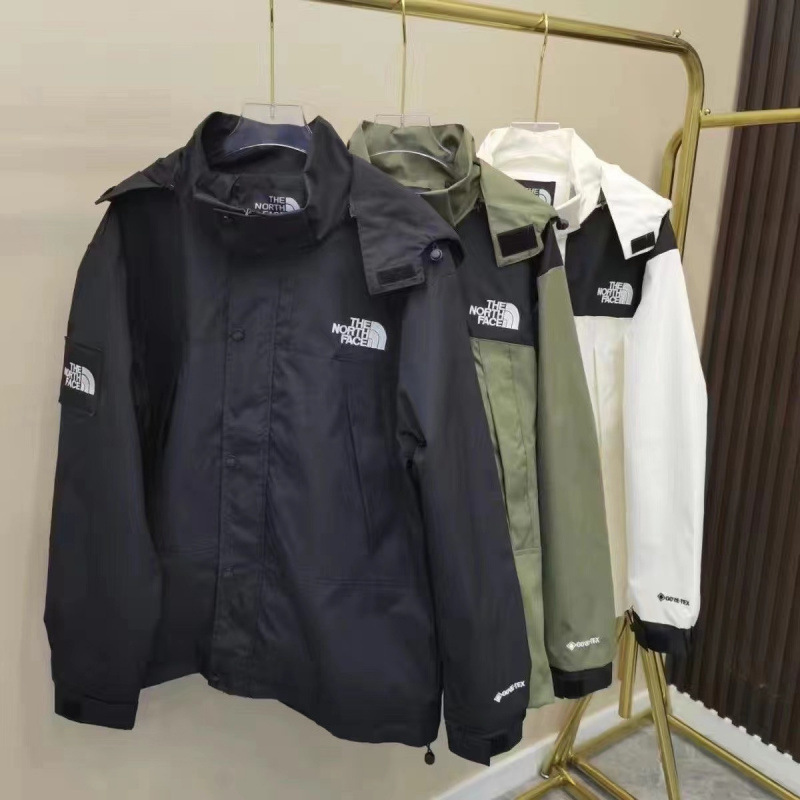 美版純原1990突撃服アウトドアスポーツカップルの男女同モデルの赤いジャケット突撃服の外|undefined