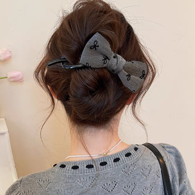 女性用リボンローズフラワーヘアピン2025新しいハイエンドヘアピン、後頭部に超妖精のような気質の帽子|undefined