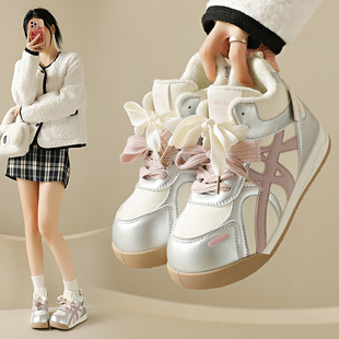 ins�n���¿�ӽq�ϵ�ЬŮ2025�����W���\���ܲ����e��ů����G22