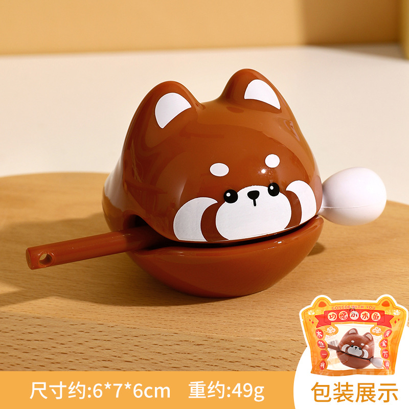 긴 귀 장점 나무 물고기-붉은 팬더