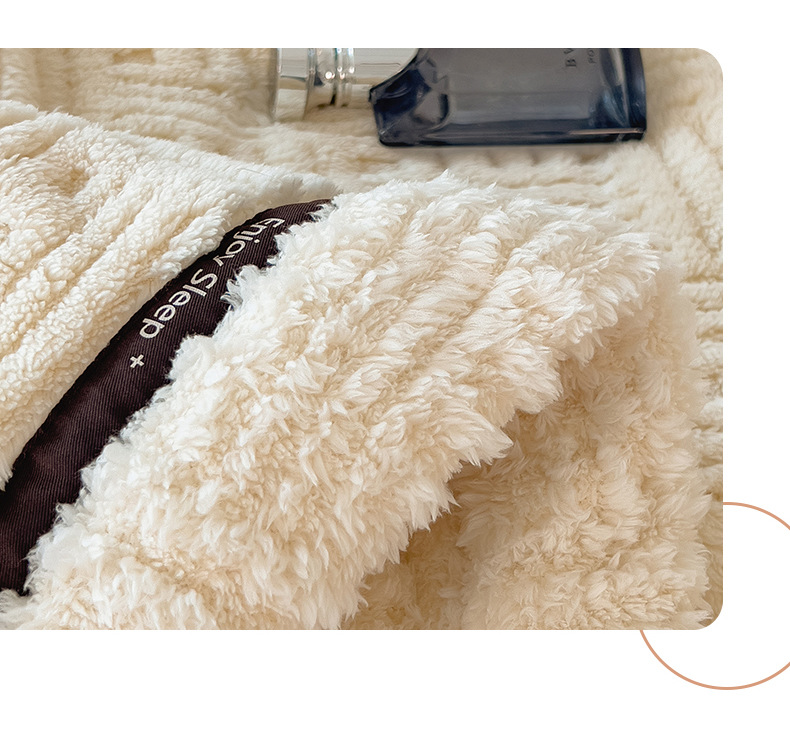 Soft Fleece Blanket For Home And Office Thickened Warm Throw_voghion.com
