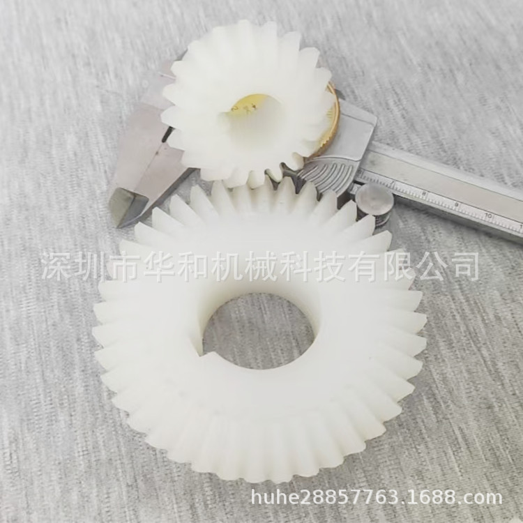 厂家直销2模精密键槽伞齿轮速比1:2大型机械配件90度换向减速器