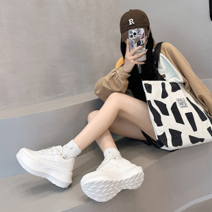 �F؛�������С��Ь�ϵ�ЬŮʿ�p��ٴ��ɸ�ϵ���\�����eŮ��Ь��