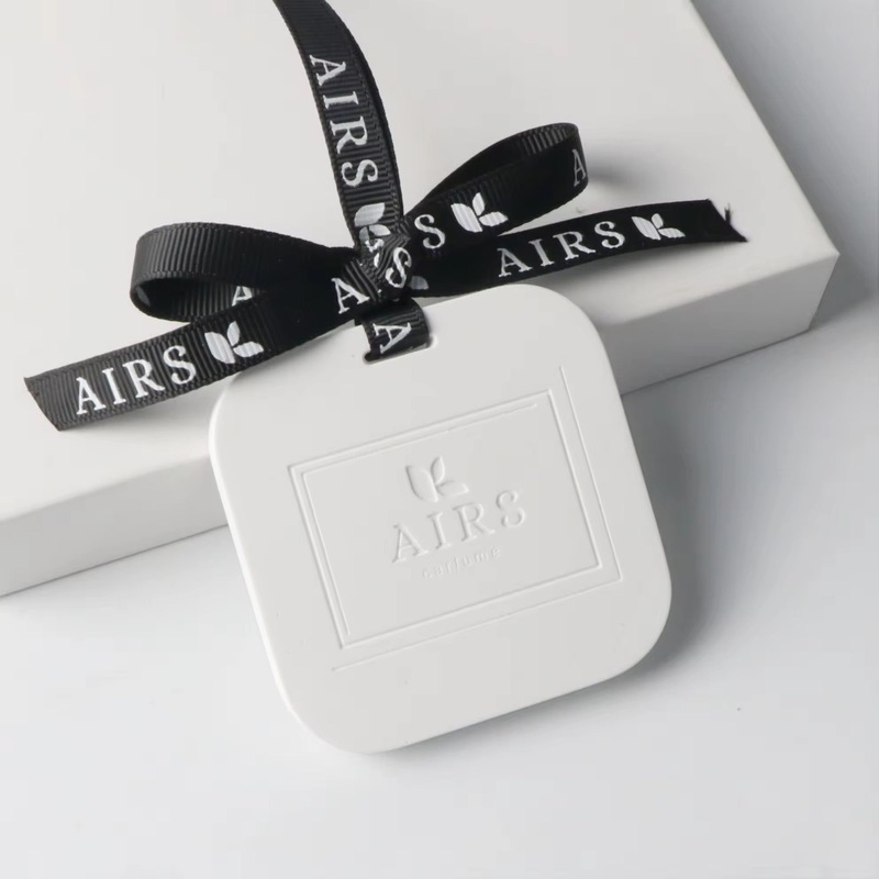 ユニークなアイリーンホーム消臭アロマセラピー石膏ペンダントギフトボックス屋内長期的な装飾品ディフューザーストーン車屋内|undefined