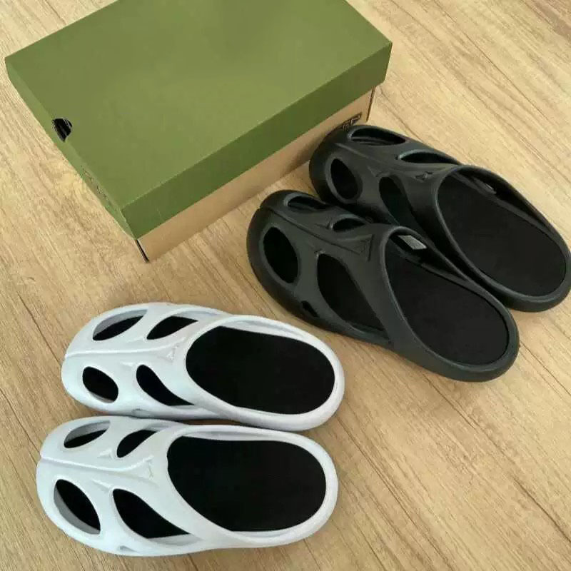 [One Size Too Small] Keen Outdoor Non-Slip Summer Men's Eva Slippers, Breathable and Lightweight Beach Shoes