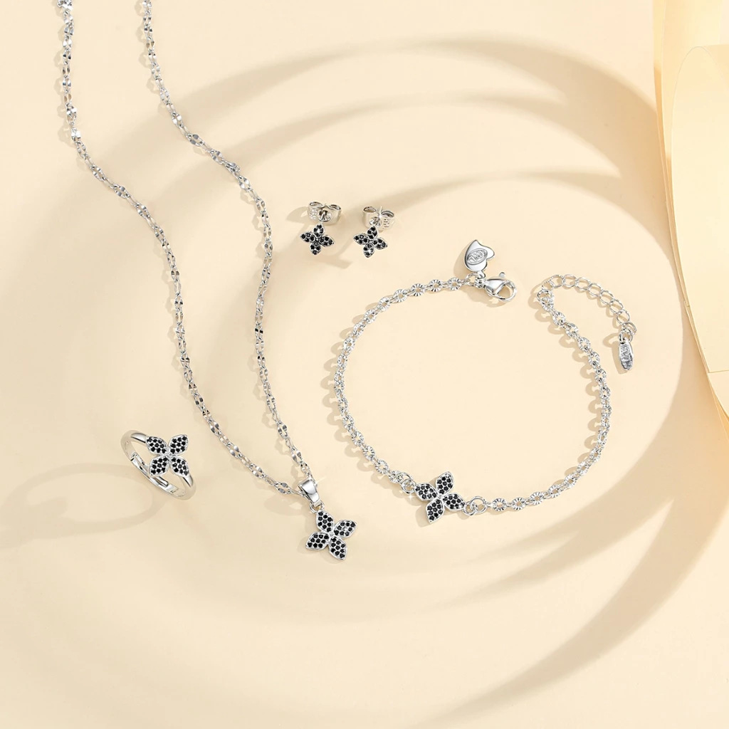 Comercio electrónico transfronterizo lujo ligero diamantes de flores de cuatro hojas pulsera anillo colgante collar pendientes joyas exquisitas conjunto de cinco piezas