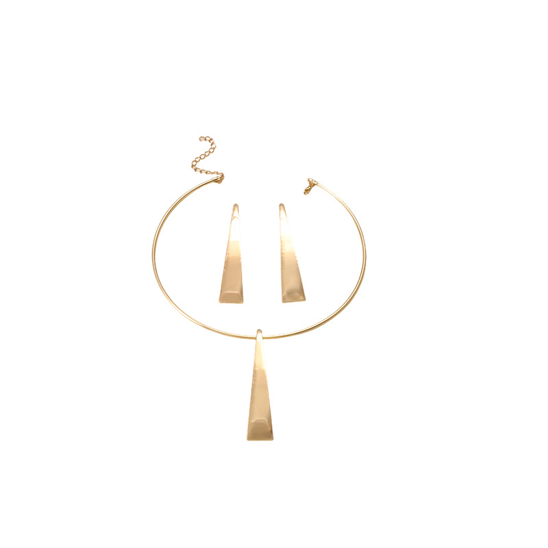 El estilo francés explosivo lujoso ligero Yangtze delta collar conjunto de pendientes de arete geométricos de alto nivel nicho de joyas minimalistas