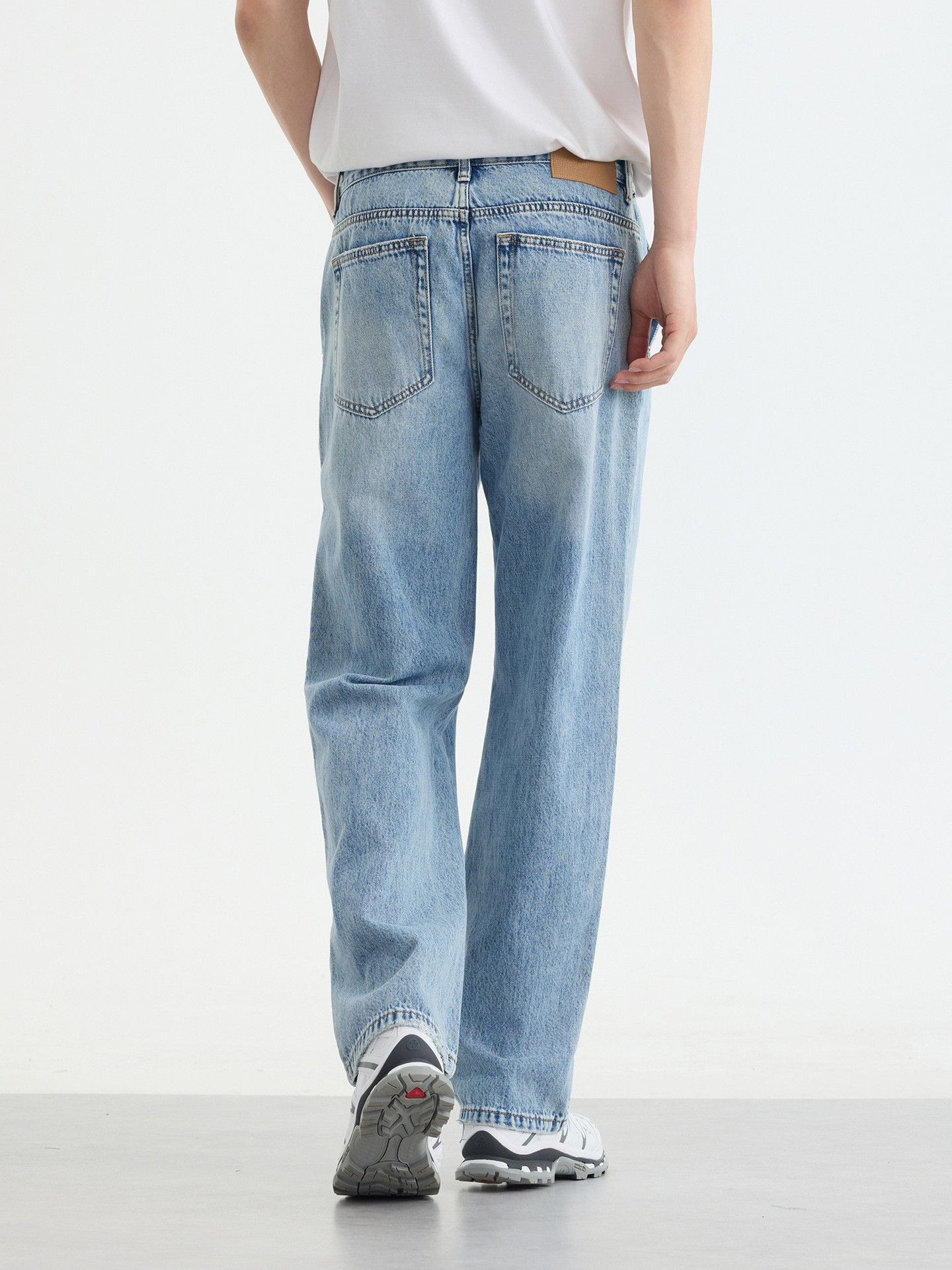 Quần jean nam ống rộng vải Lyocell cotton mềm rũ — Màu xanh da trời