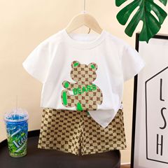 夏子供の純綿クマスーツ子供の漫画半袖ショーツ男の子と女の子の夏のベビー服