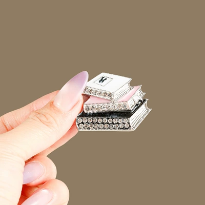 Three-Book Shaped Brooch Creative Pin | Yaxa sancaqları