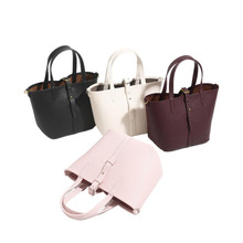 ��Ϧ�Y��߼���֦�y�˻@�Ӱ�ˮͰ��2026�¿�����ͨ�چμ�б���Ů