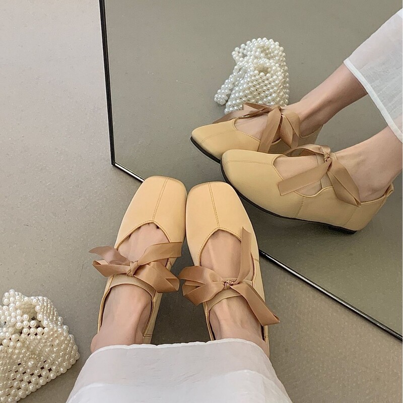 Soft Leather Cream-Colored Ballet Shoes for Women with Straps and Bows, New Square-Toe Flat Shoes, Sweet Girl Style Women's Shoes