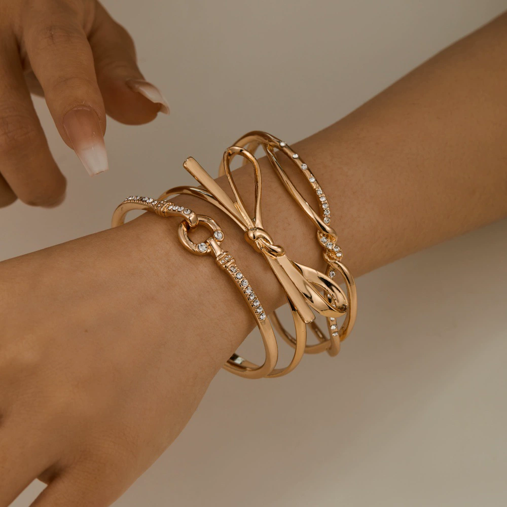 Новый трансграничный браслет с бриллиантовым бантом, европейский и американский модный элегантный универсальный комплект рабочей одежды, ювелирные изделия OL, одежда для выпускного вечера